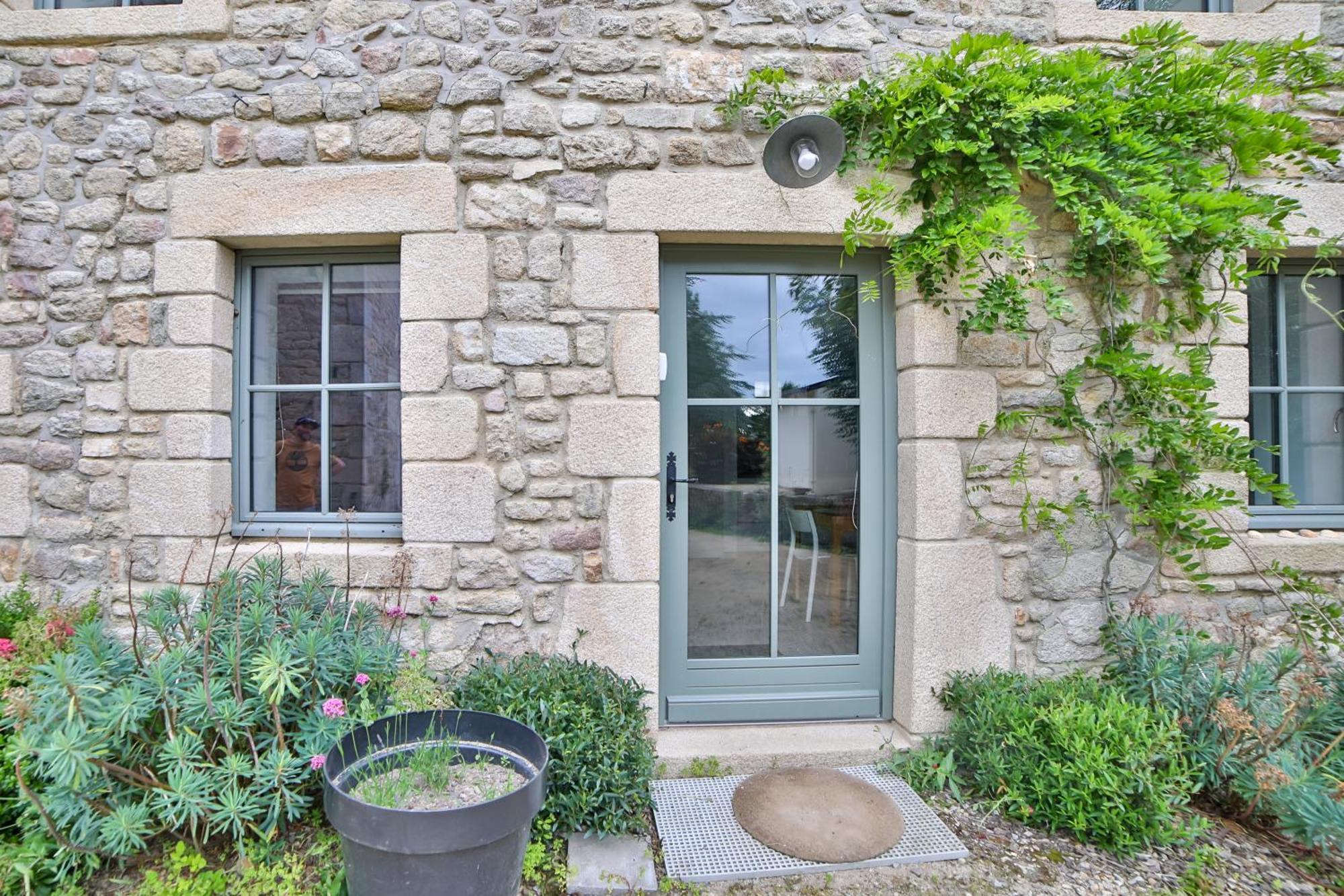 Ancienne Forge avec son jardin à 2 pas de la plage Erdeven Esterno foto
